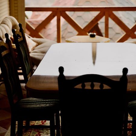 Петрос Family Hotel Jaremcse Kültér fotó
