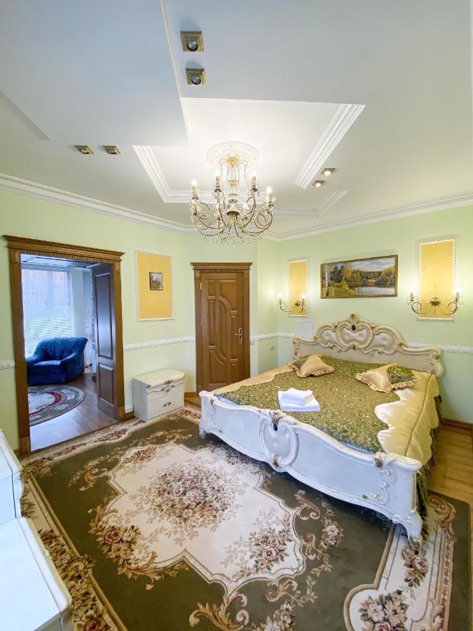 Петрос Family Hotel Jaremcse Kültér fotó