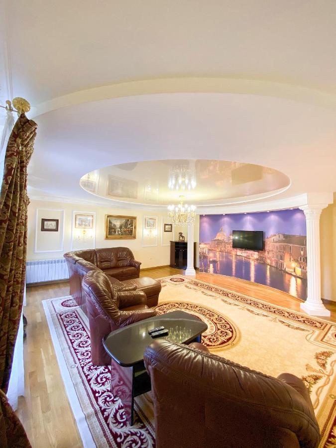 Петрос Family Hotel Jaremcse Kültér fotó