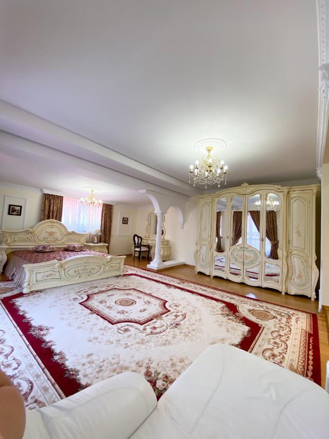 Петрос Family Hotel Jaremcse Kültér fotó