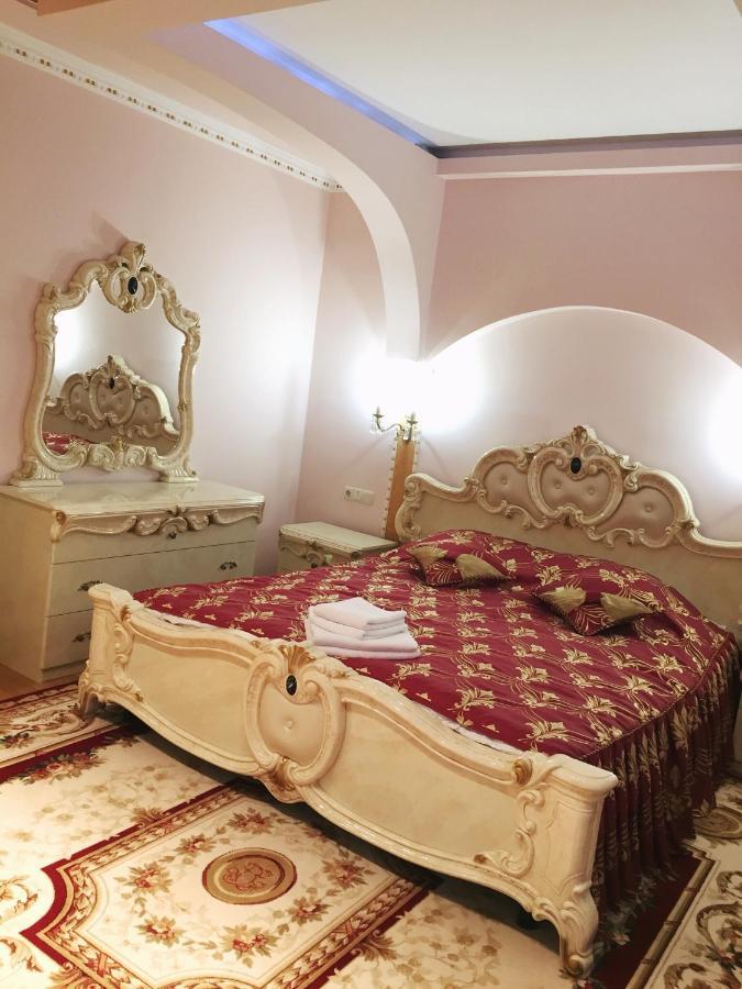Петрос Family Hotel Jaremcse Kültér fotó