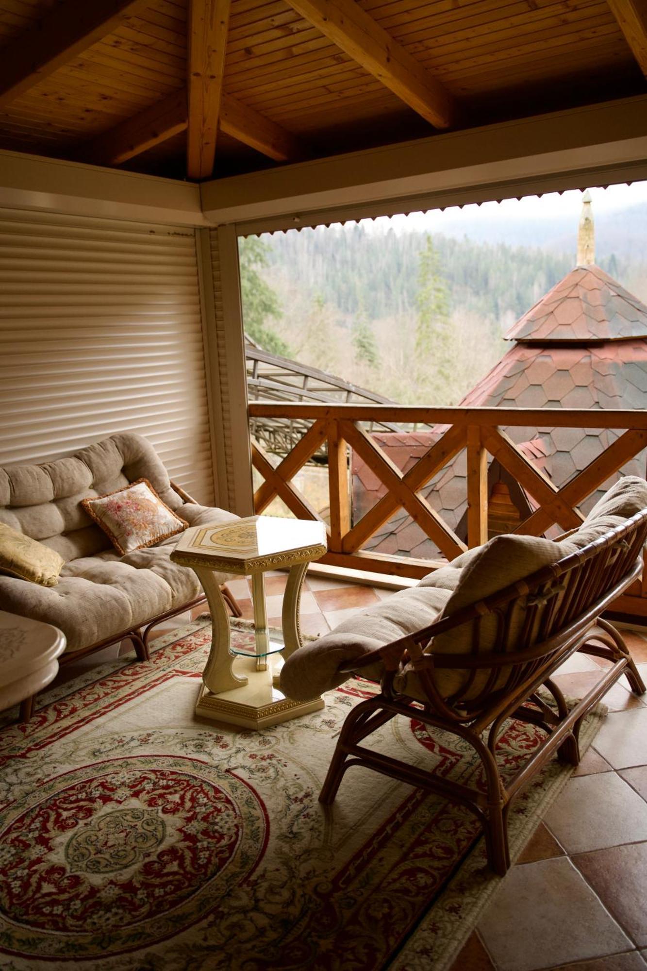 Петрос Family Hotel Jaremcse Kültér fotó