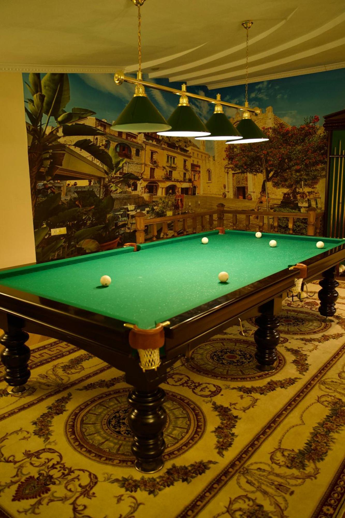 Петрос Family Hotel Jaremcse Kültér fotó